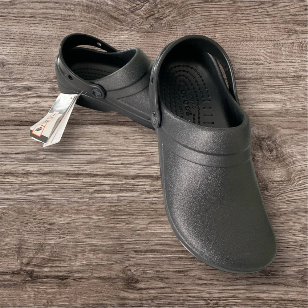 CROCS Black Sandals with Molded Design and Ventilation